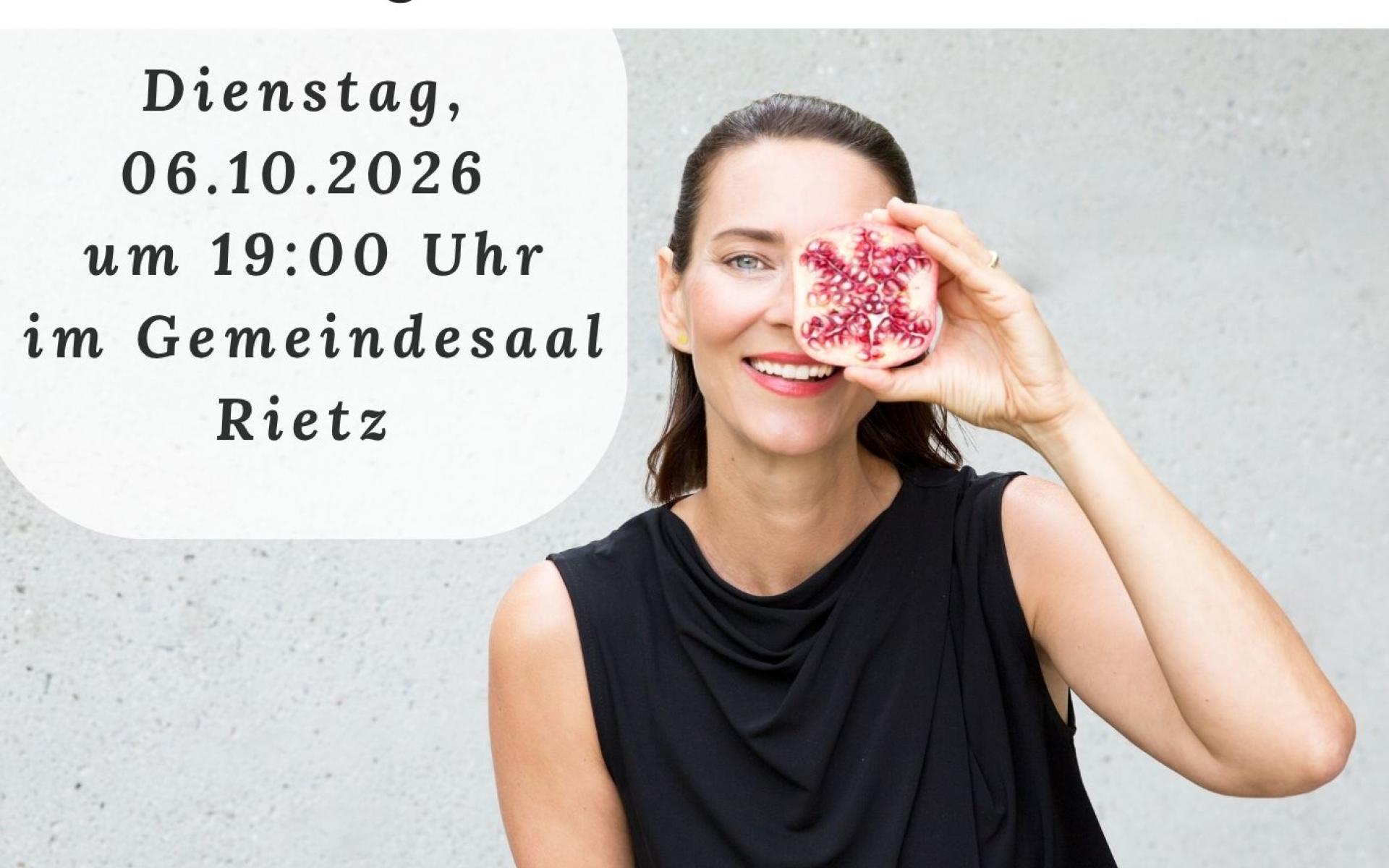 Frau mit Frucht